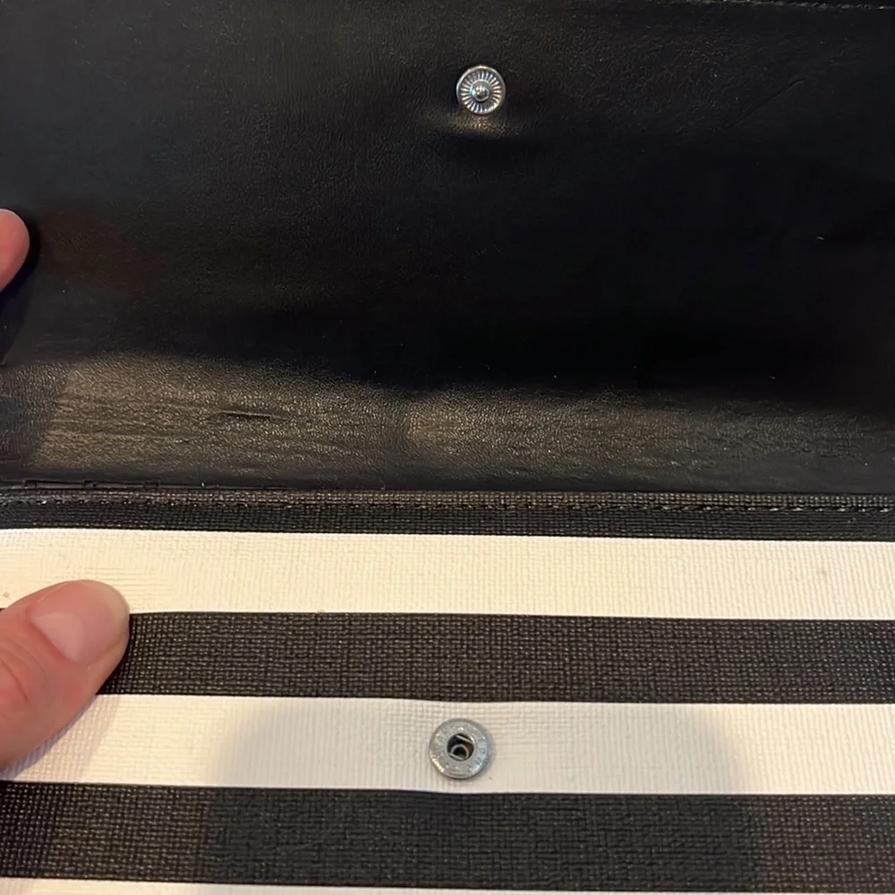 Black white striped Kut from the Kloth tri fold snap wallet like new